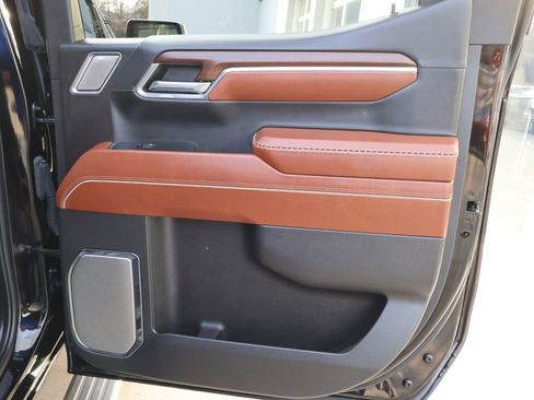 Used 2024 GMC Sierra 1500 Denali Ultimate image 41