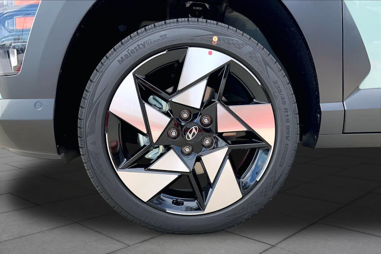 New 2027 Hyundai Kona Limited AWD/4WD image 11