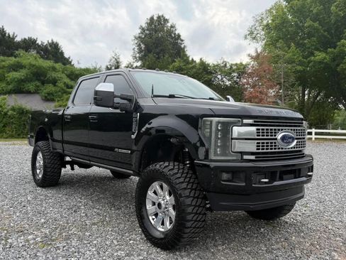 Used 2018 Ford F250 Platinum w/ Platinum Ultimate Package AWD/4WD image 1