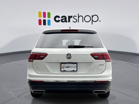 Used 2018 Volkswagen Tiguan SE AWD/4WD image 4