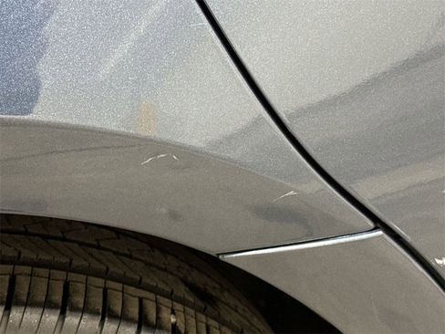 Used 2018 Ford Taurus SEL w/ Equipment Group 201A image 29