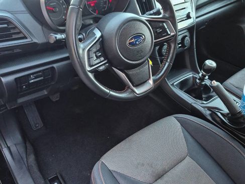 Used 2019 Subaru Crosstrek 2.0i Premium AWD/4WD image 11