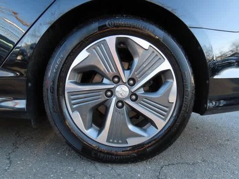 Used 2019 Hyundai Sonata Plug-In Hybrid image 10