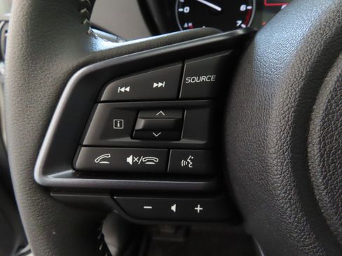 Used 2025 Subaru Forester Limited image 15