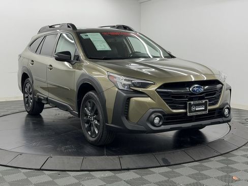 Used 2023 Subaru Outback Onyx Edition XT AWD/4WD image 8