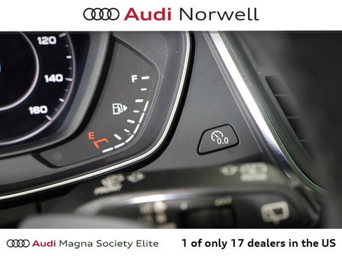 Used 2019 Audi Q5 2.0T Premium Plus w/ Premium Plus Package AWD/4WD image 31