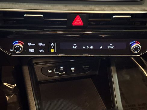 Certified 2025 Kia K5 LXS image 23