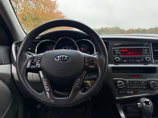 Used 2013 Kia Optima LX FWD image 9