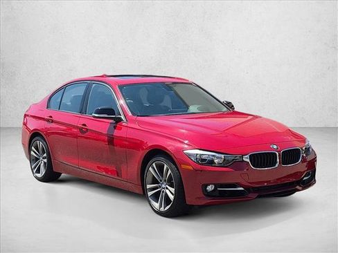 Used 2013 BMW 328i xDrive Sedan AWD/4WD image 3