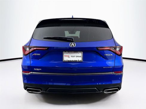 Used 2023 Acura MDX A-Spec image 12