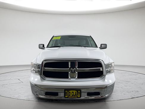 Used 2019 RAM 1500 Classic SLT AWD/4WD image 2