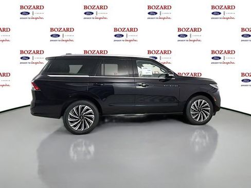 New 2025 Lincoln Navigator Black Label image 8