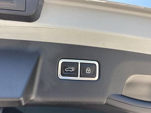 Used 2023 Kia Sorento SX AWD/4WD image 8