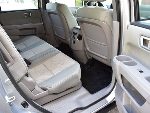Used 2014 Honda Pilot LX image 24