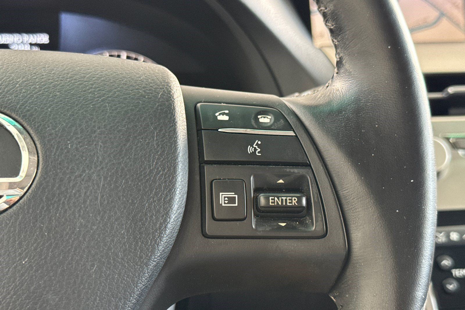 Used 2011 Lexus RX 350 AWD w/ Premium Pkg image 32