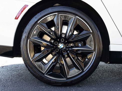 Used 2023 BMW 760i xDrive 760i xDrive image 74