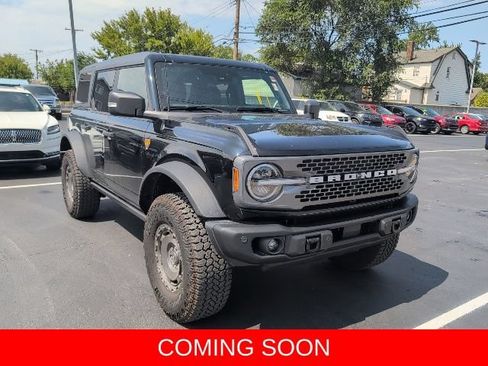 Used 2025 Ford Bronco Badlands AWD/4WD image 1