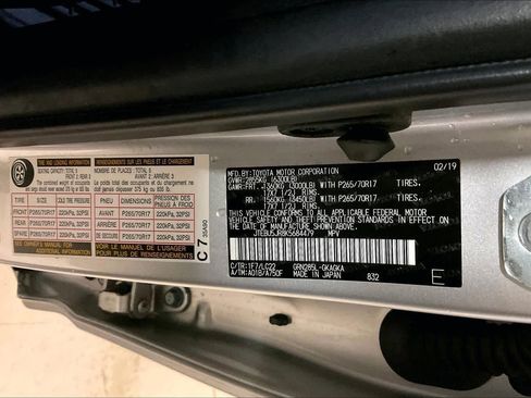 Used 2019 Toyota 4Runner TRD Off-Road Premium image 32