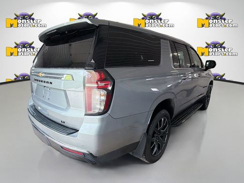 Used 2024 Chevrolet Suburban LT w/ Max Trailering Package AWD/4WD image 4