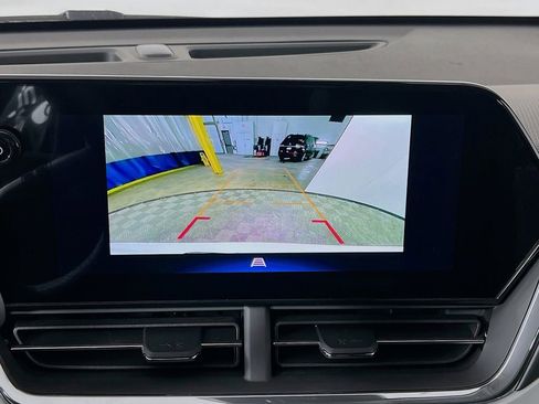 New 2026 Chevrolet Trax LT w/ Driver Confidence Package image 13