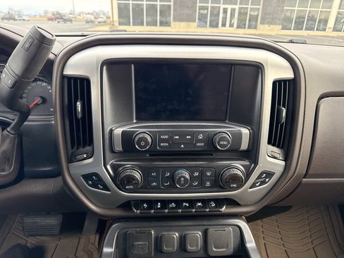 Used 2018 GMC Sierra 1500 SLT image 25