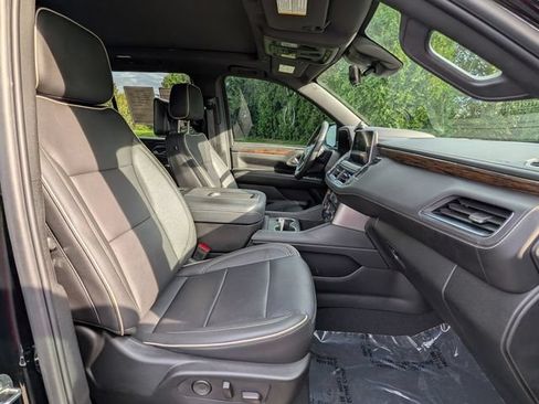 Used 2023 Chevrolet Tahoe Premier w/ Advanced Technology Package AWD/4WD image 6