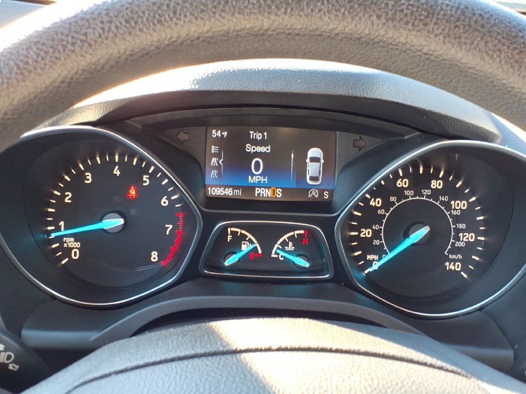 Used 2017 Ford Escape SE w/ Equipment Group 201A FWD image 21
