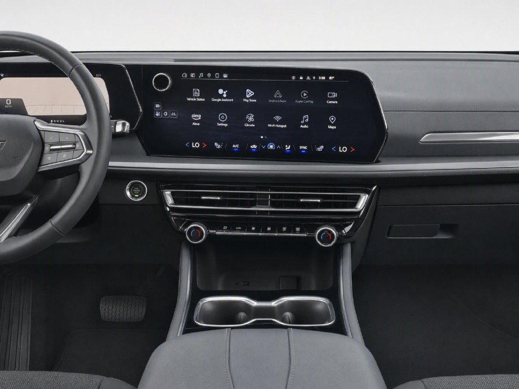 Certified 2024 Chevrolet Traverse LT FWD image 32