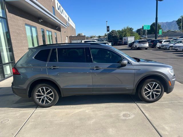Used 2019 Volkswagen Tiguan SE w/ 3rd Row Seat Package AWD/4WD image 6