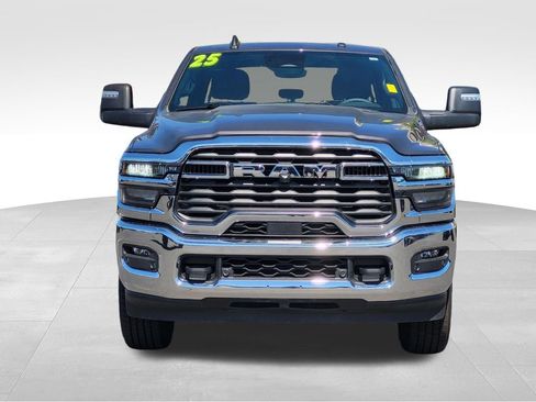 Used 2025 RAM 2500 Big Horn AWD/4WD image 5