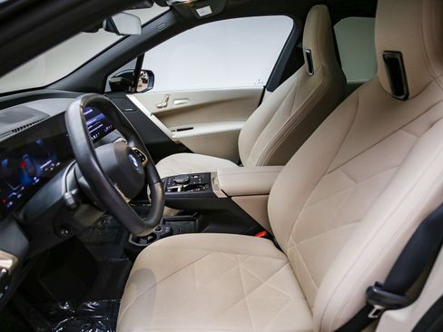 Certified 2024 BMW iX xDrive50 w/ Premium Package AWD/4WD image 19