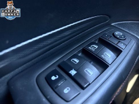 Used 2022 Dodge Durango R/T w/ Blacktop Package AWD/4WD image 28