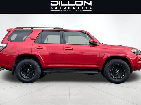 Used 2021 Toyota 4Runner TRD Off-Road Premium w/ Moonroof Package AWD/4WD image 3
