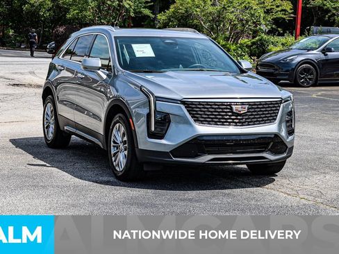 Used 2024 Cadillac XT4 Premium Luxury FWD image 4
