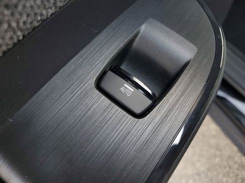 New 2026 Subaru Outback Limited image 15