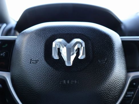 Used 2021 RAM 1500 Big Horn image 27