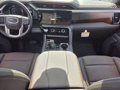 New 2026 GMC Sierra 1500 Denali w/ Denali Reserve Package image 17