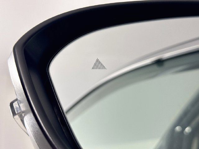 Used 2021 Nissan Rogue SV AWD/4WD image 32