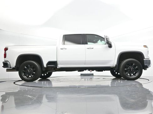 Used 2024 Chevrolet Silverado 2500 LTZ AWD/4WD image 48