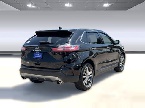 Certified 2024 Ford Edge Titanium AWD/4WD image 9