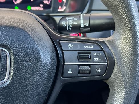 Used 2023 Honda Accord EX image 25