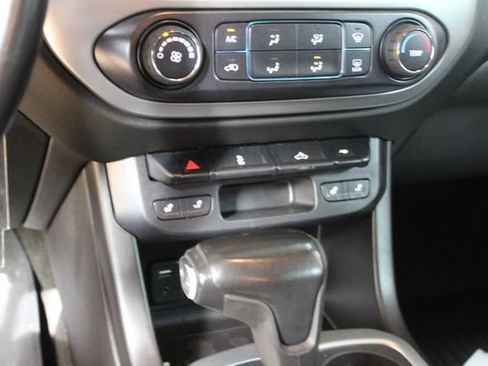 Used 2017 Chevrolet Colorado LT w/ LT Convenience Package AWD/4WD image 19
