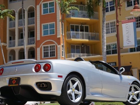 Used 2000 Ferrari 360 Spider image 50