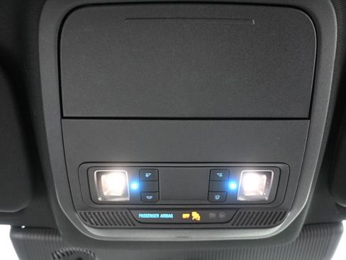 Used 2025 Ford Explorer ST-Line image 16