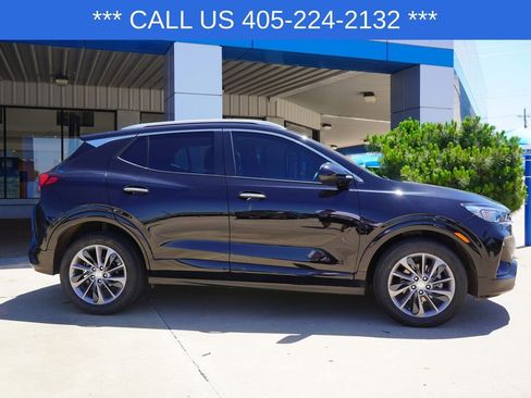 Used 2023 Buick Encore GX Select w/ Sport Touring Package FWD image 10