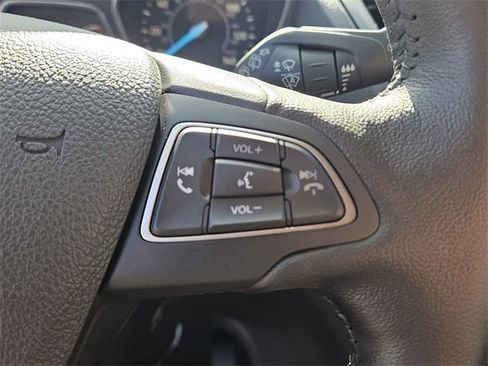 Used 2019 Ford Escape SEL image 24