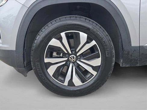 Used 2024 Volkswagen Atlas SE FWD image 22