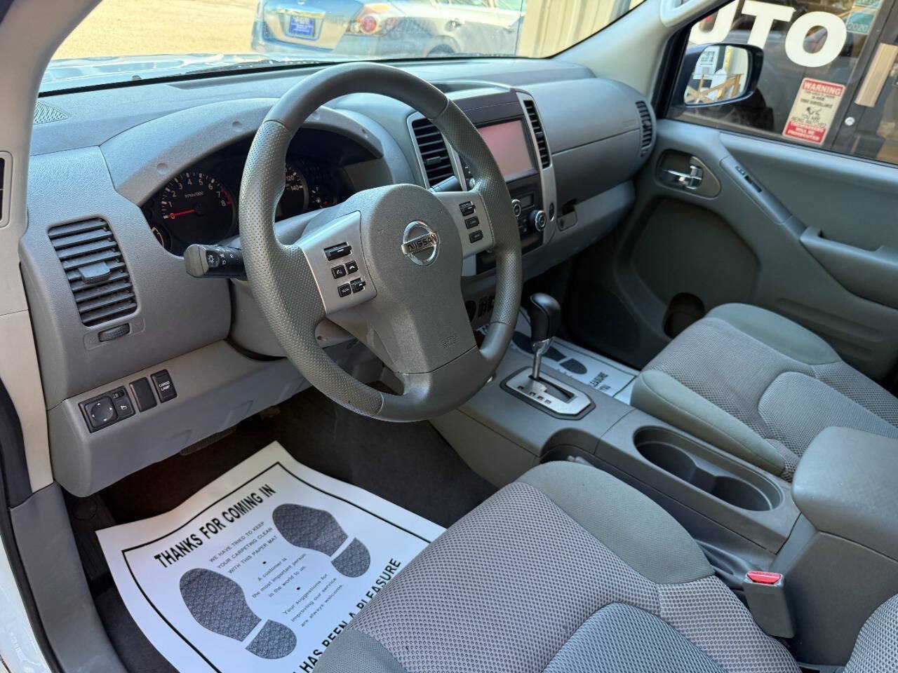 Used 2020 Nissan Frontier SV RWD image 13