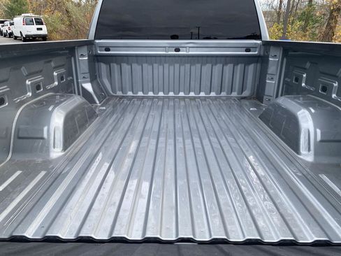 Used 2023 Chevrolet Silverado 1500 LT image 13