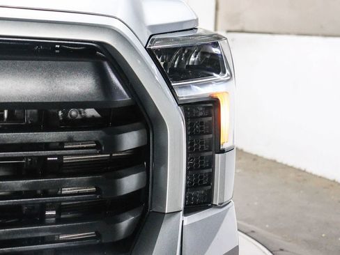 Used 2024 Toyota Tundra Limited AWD/4WD image 4